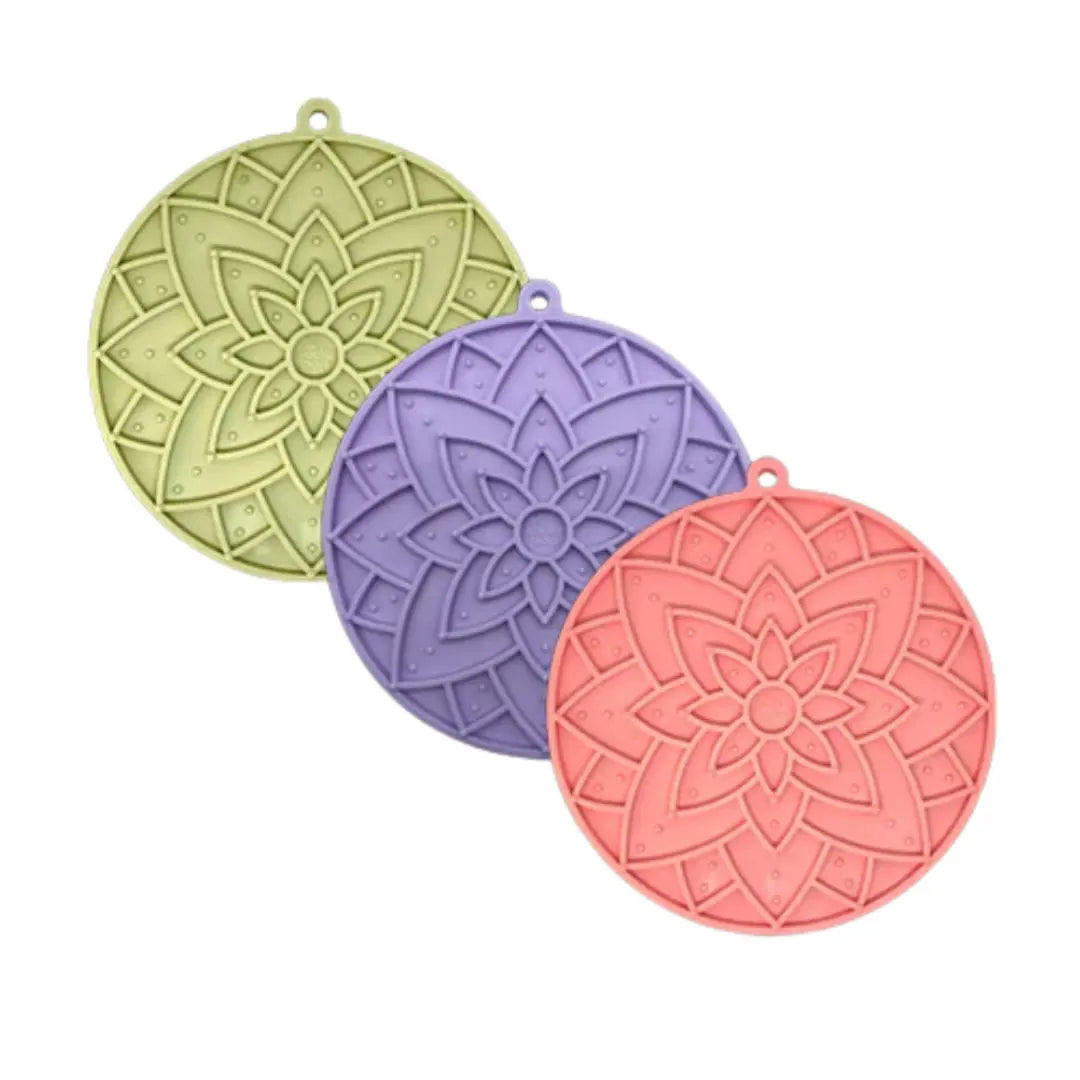 Tapis de léchage Lotus pour chien et chat - SodaPup